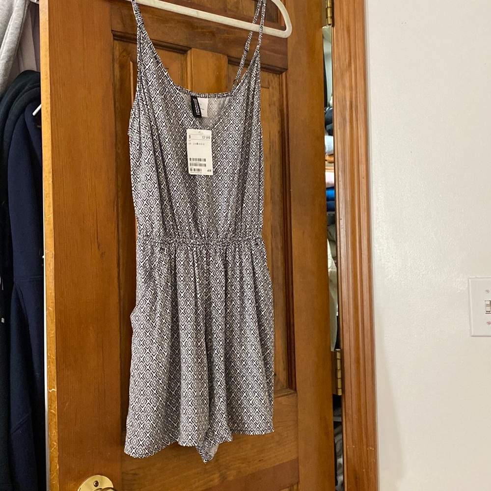 ROMPER - NWT
